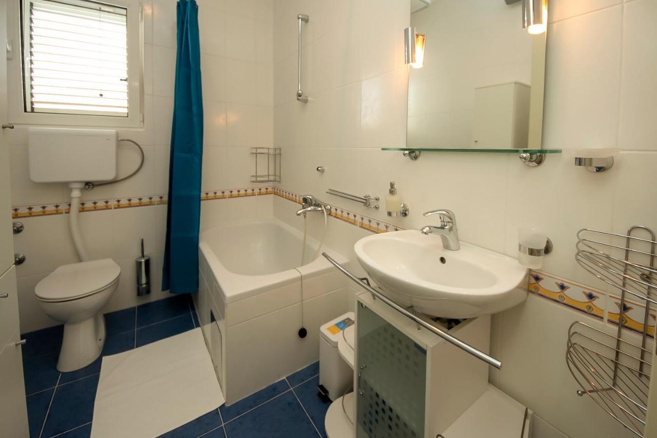 Apartments4You โวดีเซ ภายนอก รูปภาพ