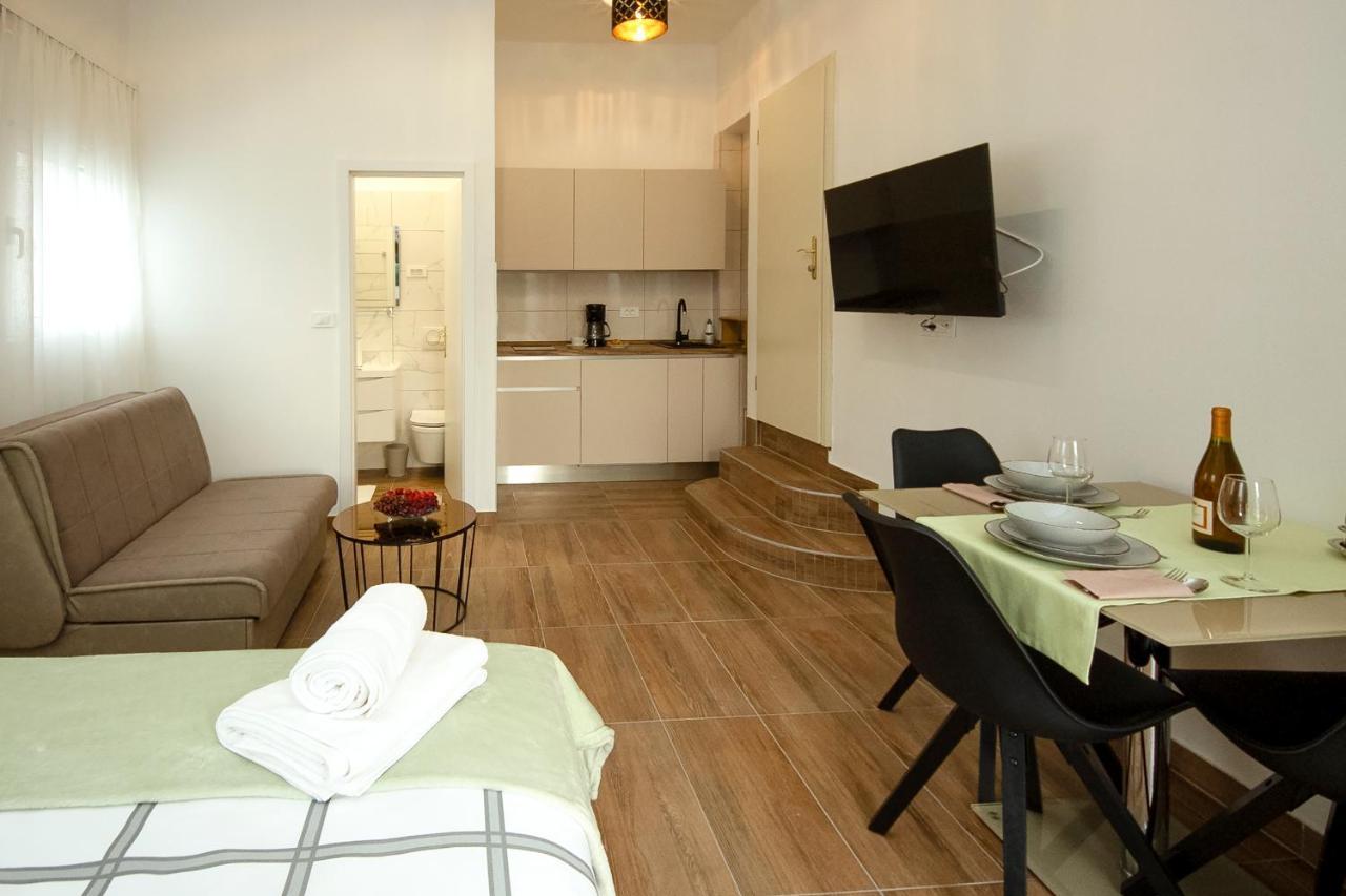 Apartments4You โวดีเซ ภายนอก รูปภาพ