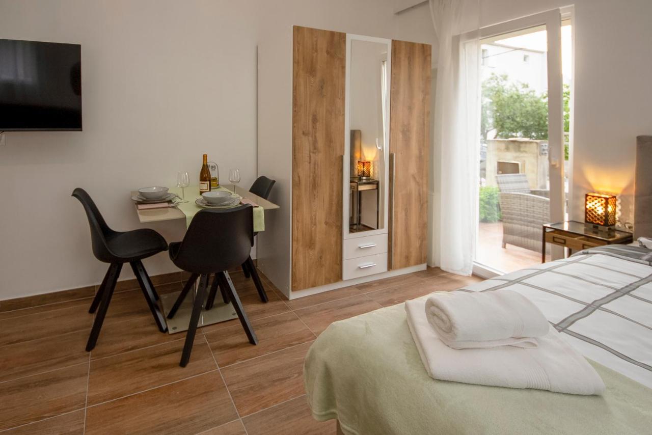 Apartments4You โวดีเซ ภายนอก รูปภาพ