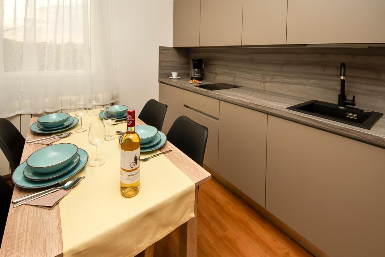 Apartments4You โวดีเซ ภายนอก รูปภาพ