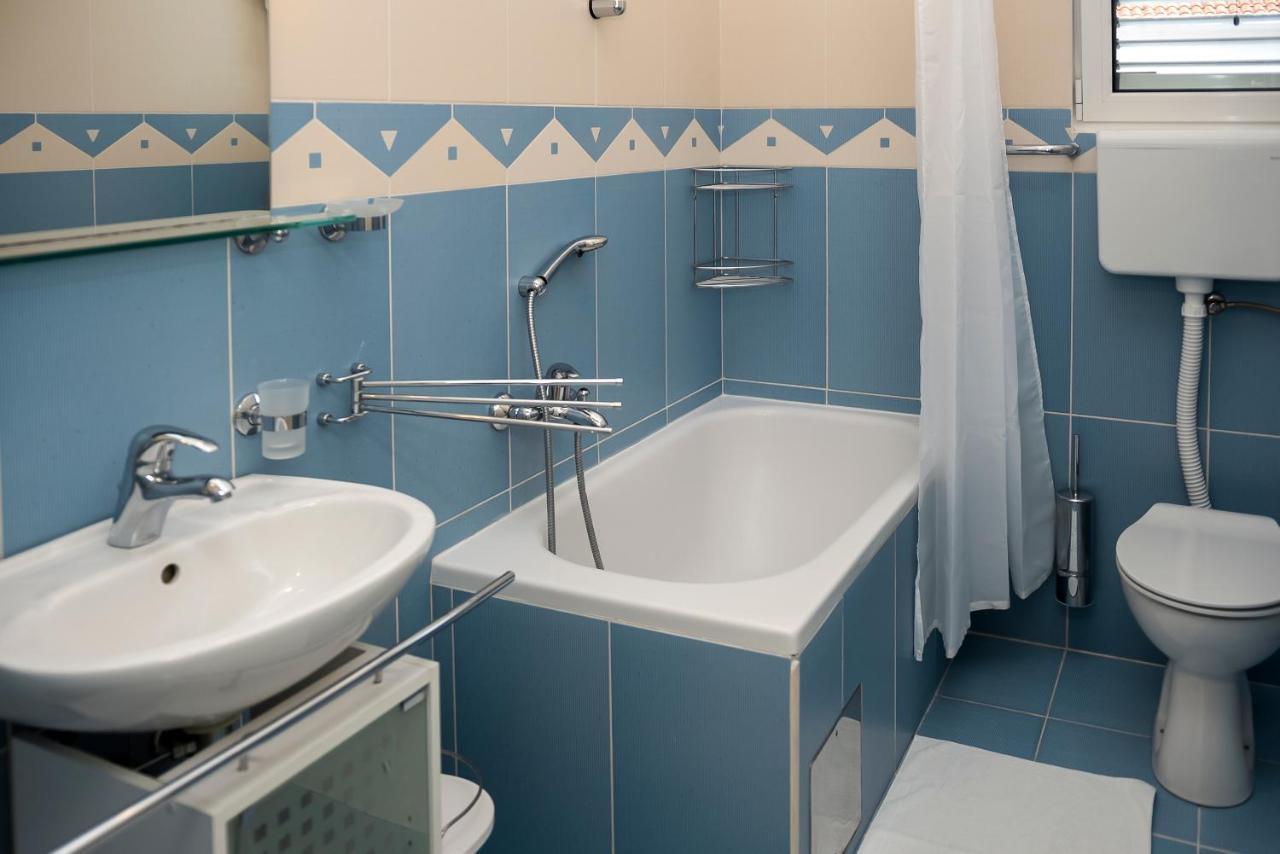 Apartments4You โวดีเซ ภายนอก รูปภาพ
