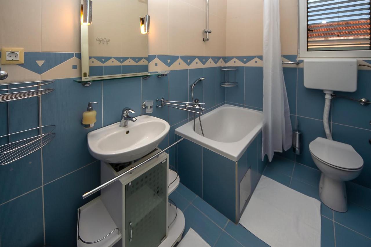 Apartments4You โวดีเซ ภายนอก รูปภาพ